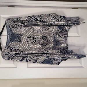 Absolutely beautiful cape type top